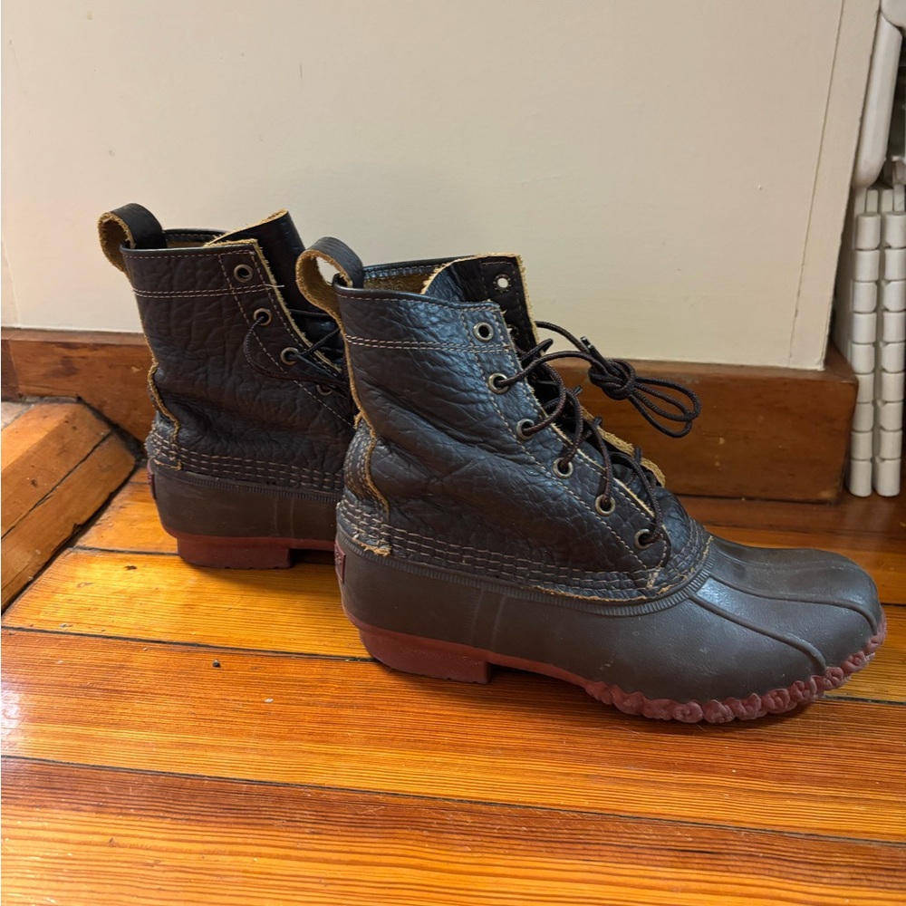 Women’s Bean Boots Size 8 - Dark Brown with Red Soles